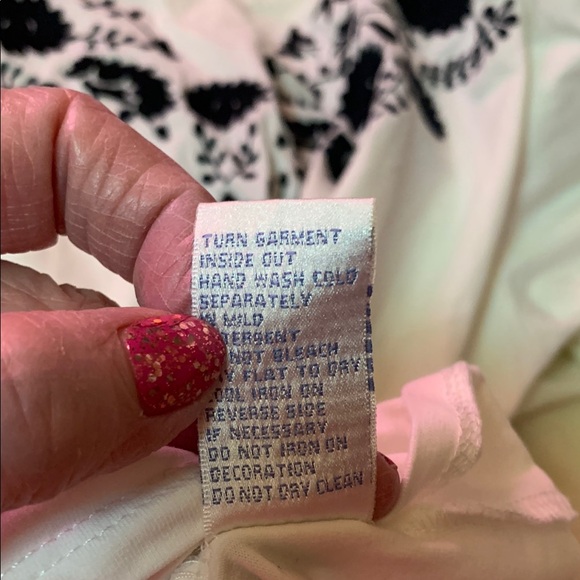 DG2 by Diane Gilman Black and White Boxy 3/4 Sleeve Embellished Blouse - Picture 5 of 5